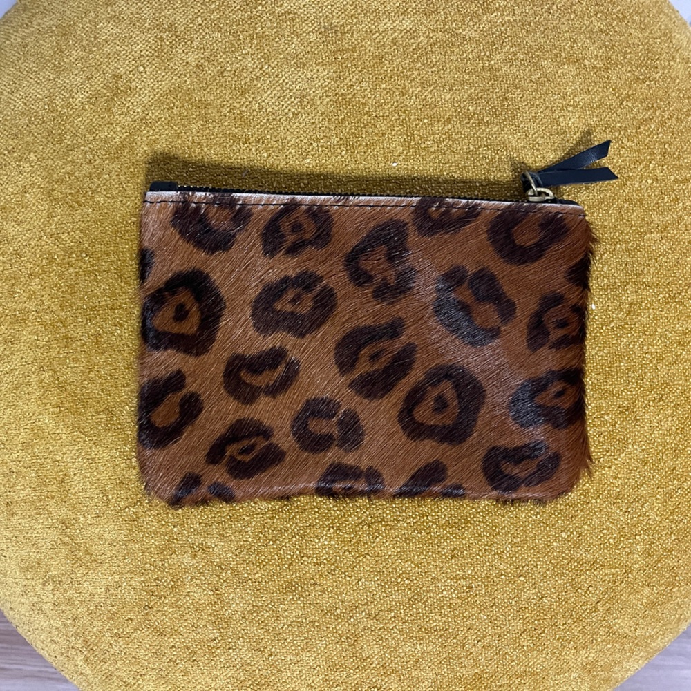 Primecut Zipper Pouch - Sustainably Sourced Materials!
